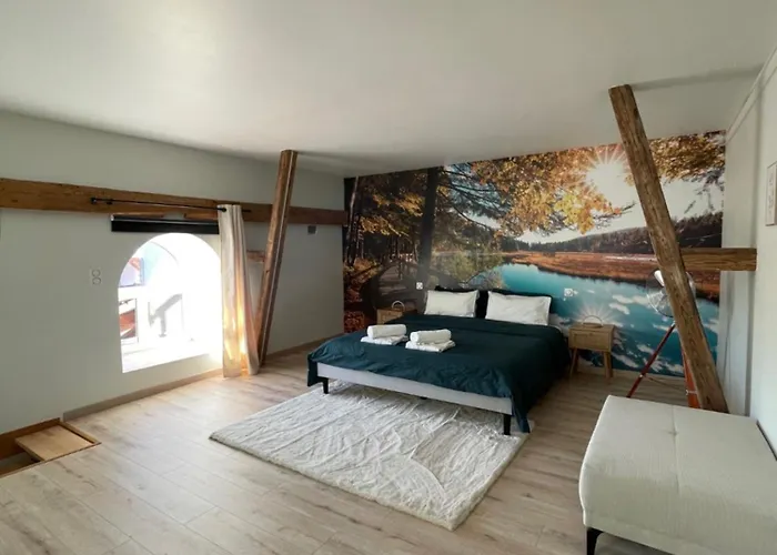 Semesterbostad La Grange De Guew *